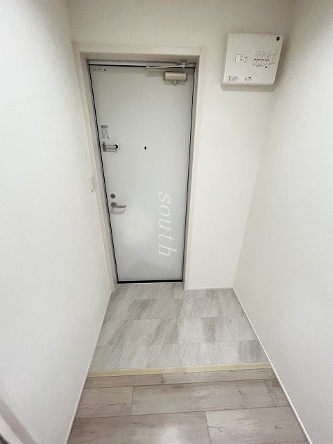 フジパレス出来島WESTV番館の玄関写真