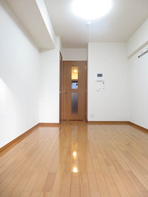 居室・リビング　広々とした洋室です