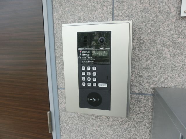 セキュリティ　オートロック付きで安心ですね