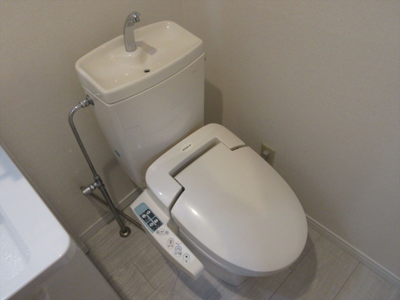 ラ・フローラ武蔵野IIIのトイレ写真