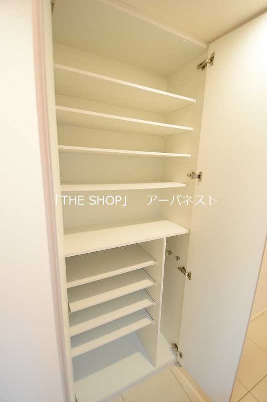 その他　おおきなシューズクローゼット♪