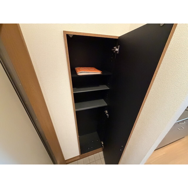 収納　シューズボックス　参考写真