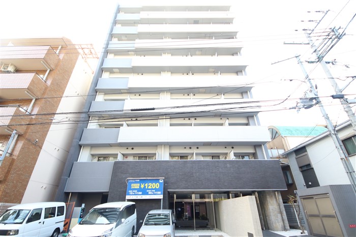 ジュネーゼロイヤルレジデンス梅田東の外観写真
