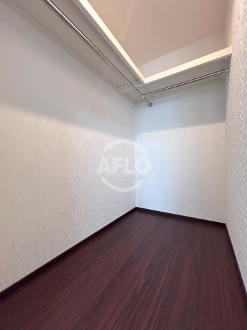 収納　プレジオ松屋町　ウォークインクローゼット