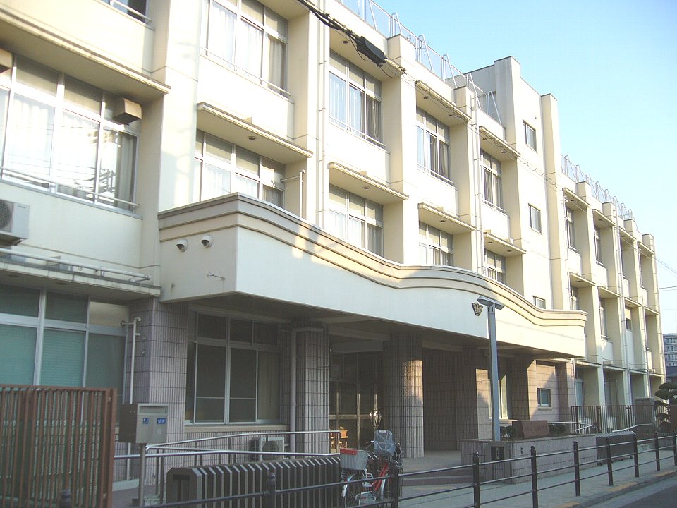 小学校　大阪市立鷹合小学校（小学校）まで448m