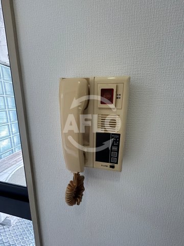 セキュリティ　グランンドメゾン西心斎橋　インターホン
