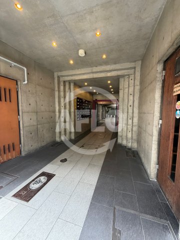エントランス　グランンドメゾン西心斎橋　エントランス