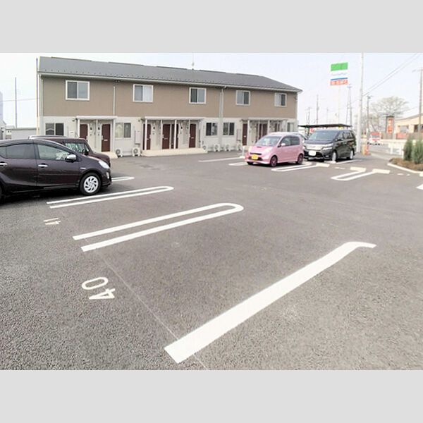 駐車場　駐車場