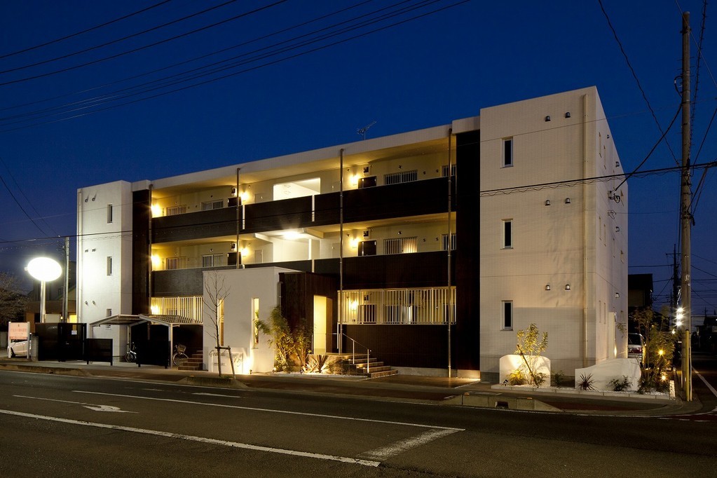 建物外観　現地集合ご案内もOKです♪!(^^)!