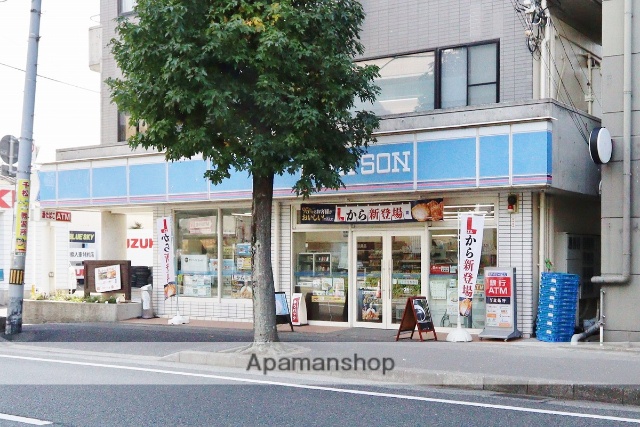 コンビニ　ローソン徳島山城西店（コンビニ）まで158m