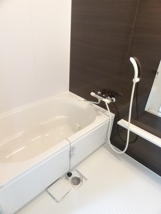 バス・シャワールーム　別のお部屋の写真です。