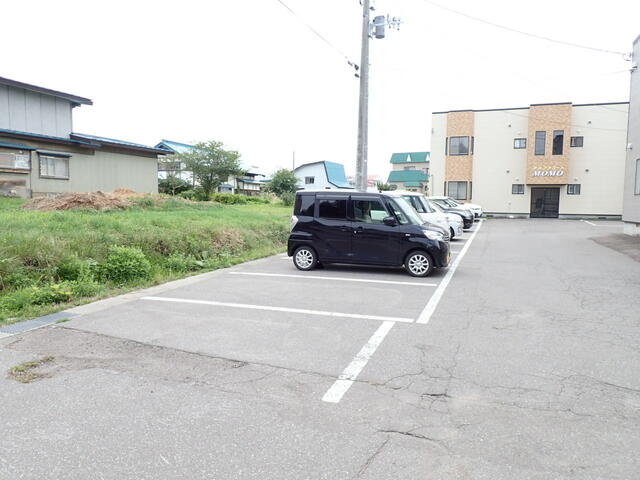 駐車場　駐車場
