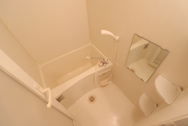 バス・シャワールーム　お風呂