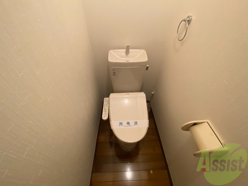 トイレ　温水洗浄便座は使い勝手もよく嬉しいですよね。