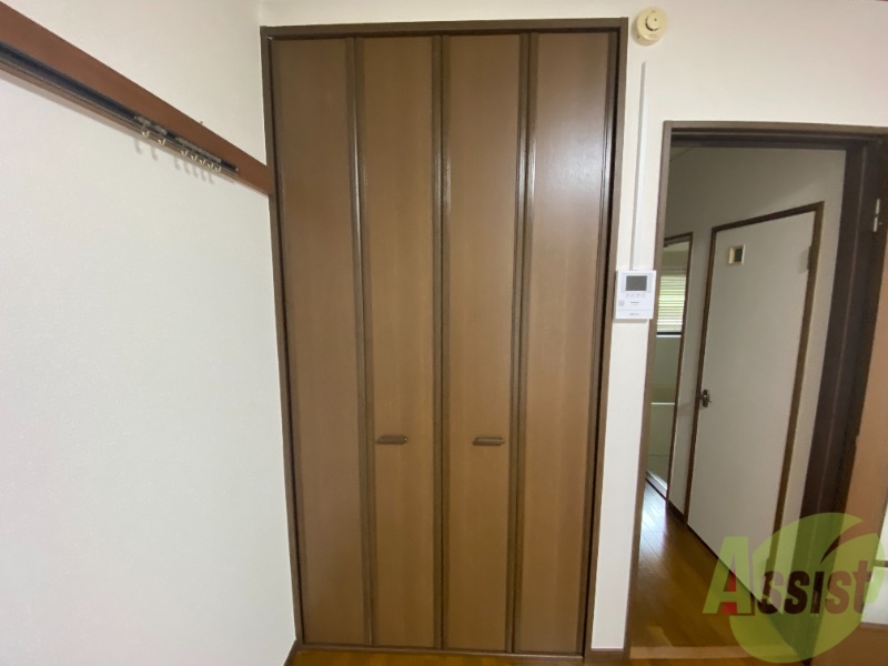 収納　収納スペースがあるのでお部屋を広く使えます。