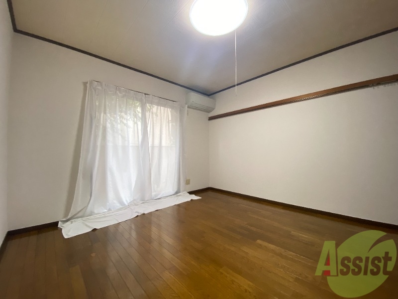 その他部屋・スペース　別角度からのリビング。家具配置の参考に。