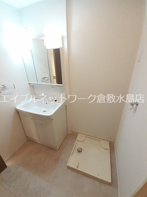 【倉敷市東塚のアパートの洗面設備】