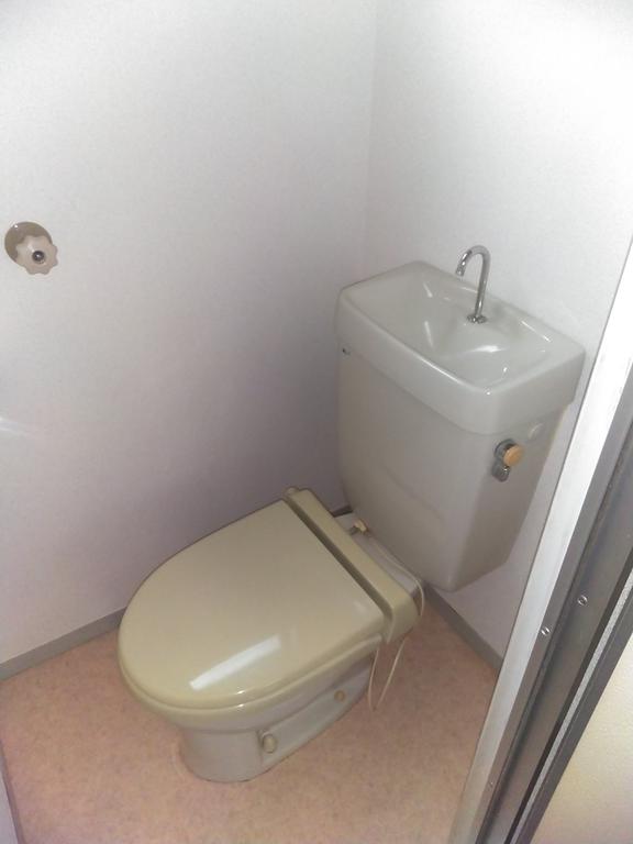 酒田市松原南1Rのトイレ写真