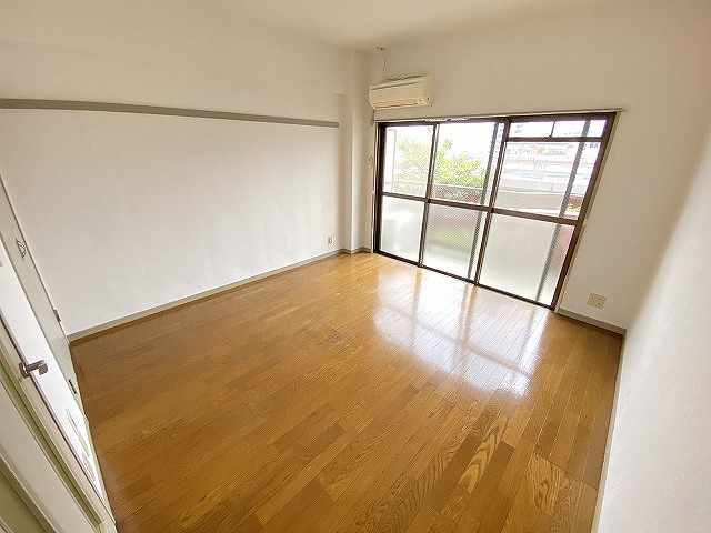 ラフォーレ28番館_内装_0