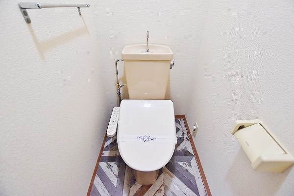 トイレ　★温水洗浄便座付トイレ★