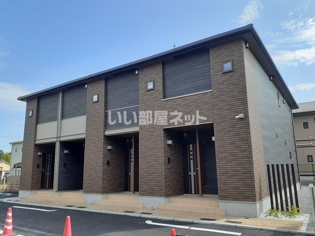 【姫路市名古山町のアパートの建物外観】