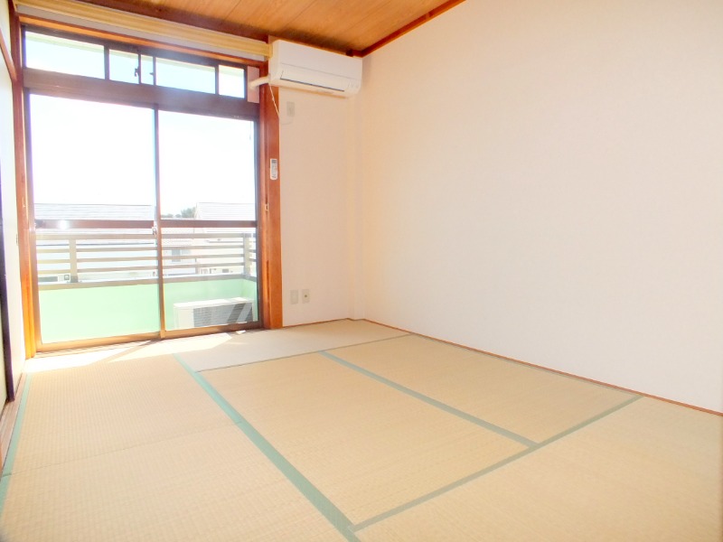 リバーサイドマンションの居間写真