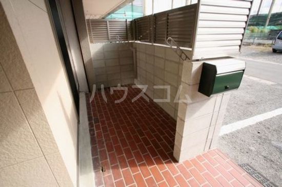 【海部郡蟹江町今本町通のマンションのバルコニー】