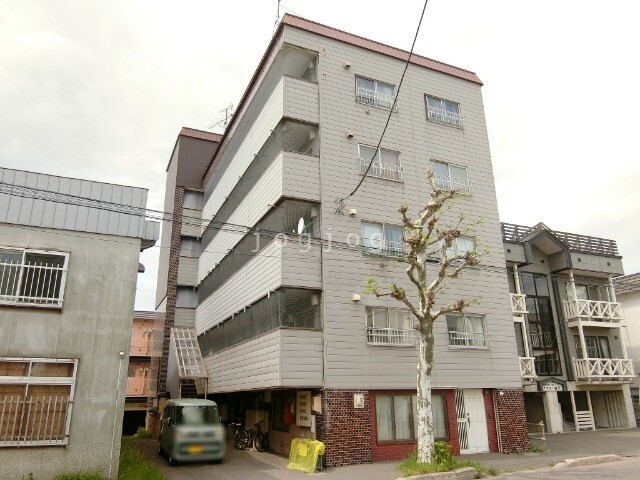 第２坂本ビルの建物外観