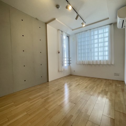 居室・リビング　同仕様タイプです