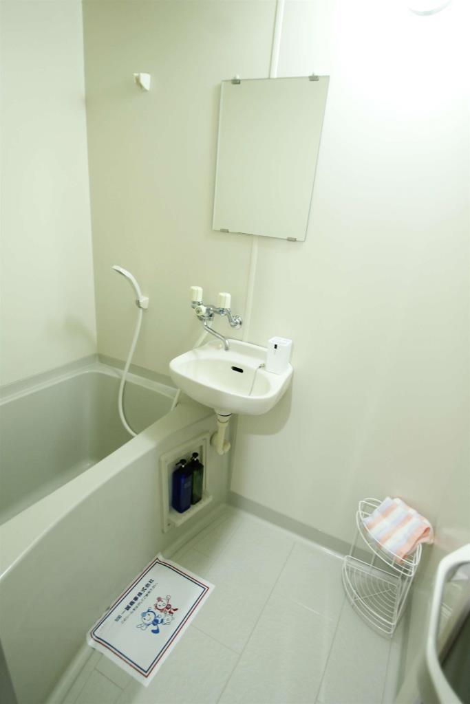 バス・シャワールーム　お手入れ楽チンユニットバス☆