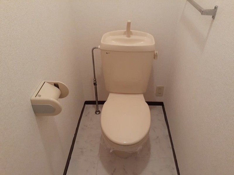 トイレ　図面と現状に相違がある場合には現状を優先