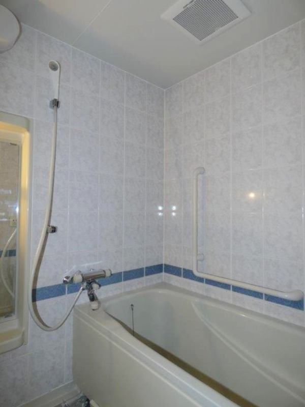 バス・シャワールーム　図面と現状に相違がある場合には現状を優先