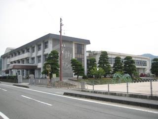 小学校　山口市立平川小学校（小学校）まで3049m