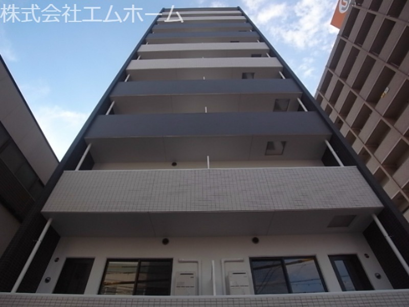 建物外観　外観　オートロック　防犯カメラ　宅配ＢＯＸ　1フロア2部屋