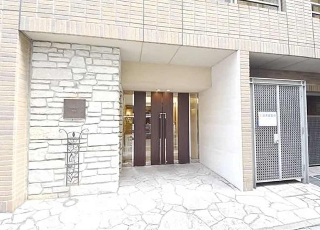 エントランス　エントランス