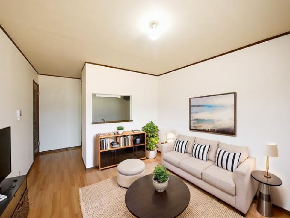 居室・リビング　CGで家具等を配置したもので家具等は含まれません。