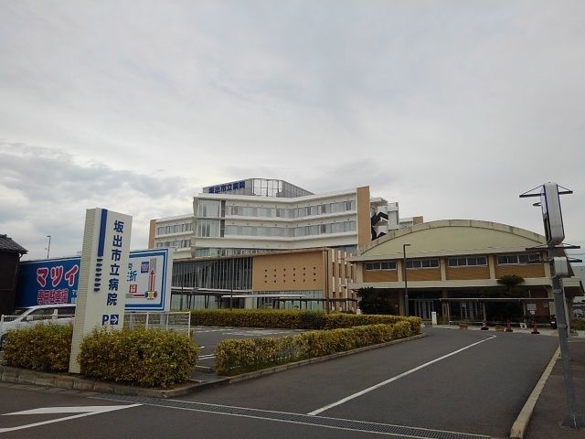 病院　坂出市立病院（病院）まで2000m