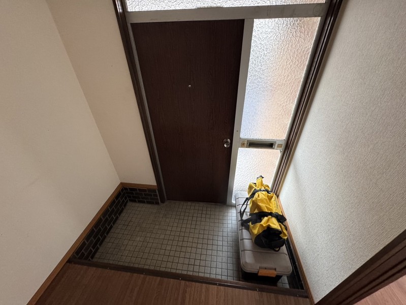 北今宿一丁目都藤貸家の玄関写真
