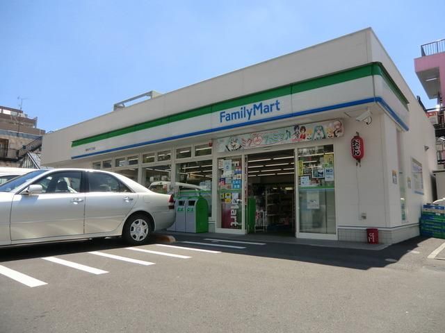 コンビニ　ファミリーマート（コンビニ）まで510m
