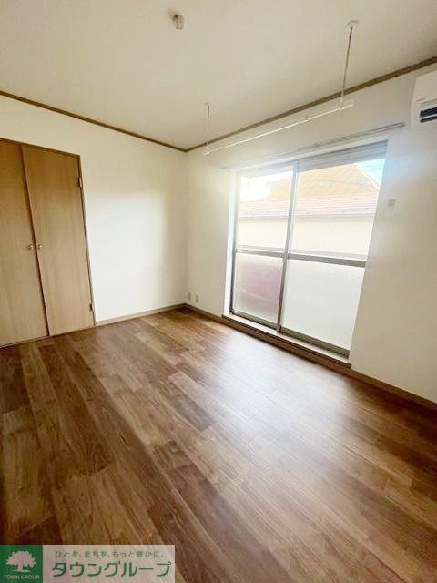 居室・リビング　玄関