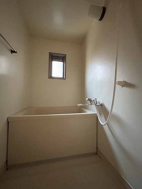 バス・シャワールーム　同物件別号室の写真です。