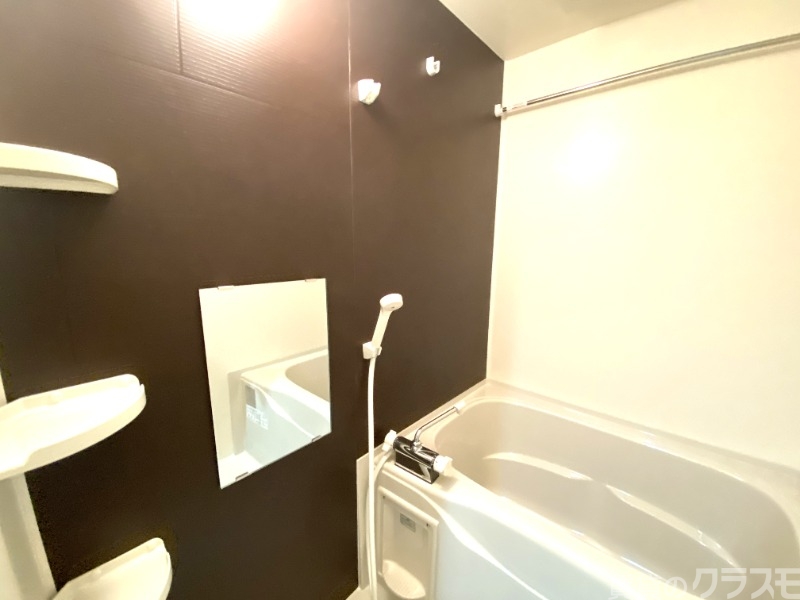 バス・シャワールーム　一日のお疲れをお取りください。