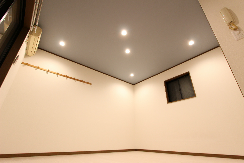 その他部屋・スペース　調光付きのダウンライト