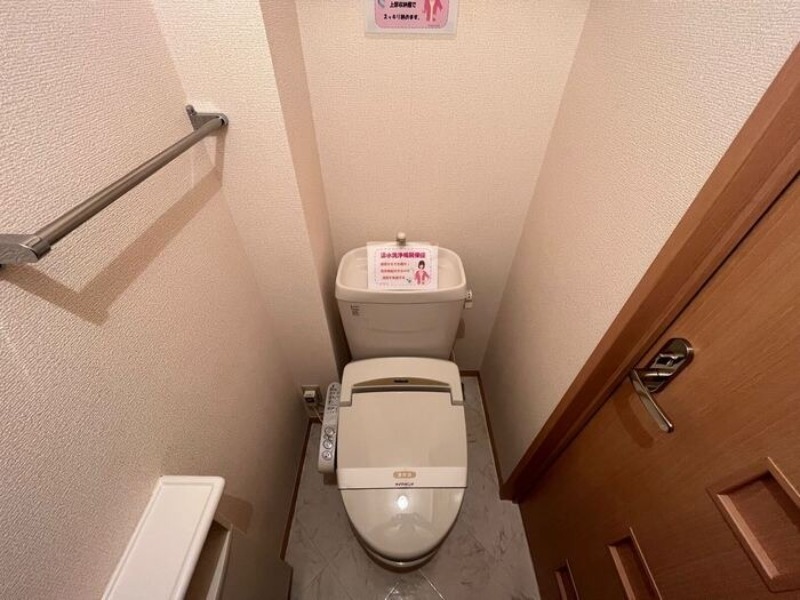 トイレ　図面と現状に相違がある場合には現状を優先