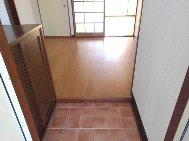 玄関　図面と現状に相違がある場合には現状を優先