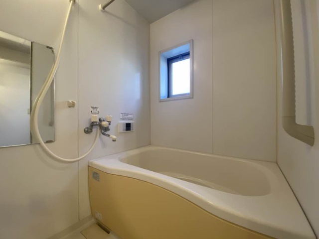 バス・シャワールーム　バス／シャワー