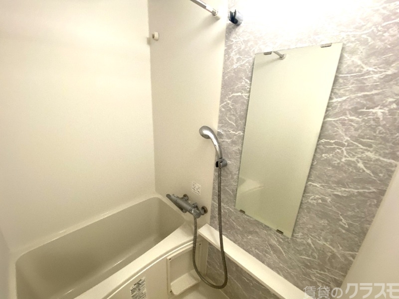 バス・シャワールーム　一日のお疲れをお取りください。