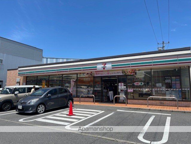 コンビニ　セブン－イレブン大津松山町店（コンビニ）まで829m