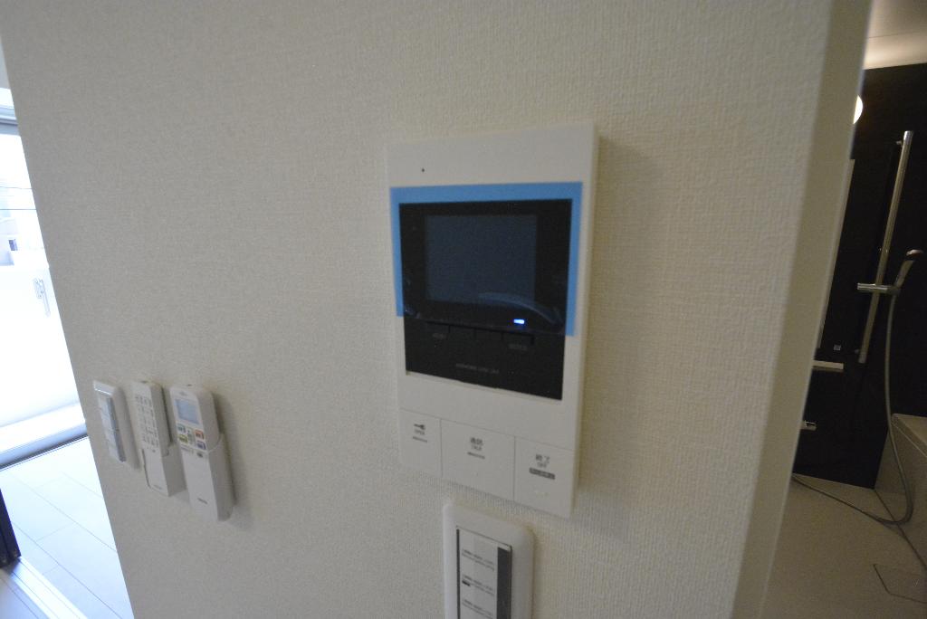 セキュリティ　カメラ付インターホン