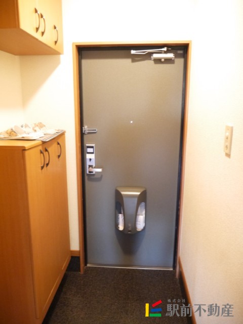 玄関　広々玄関